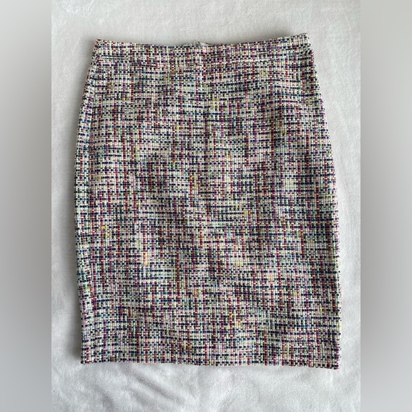 NWT J.Crew Factory No. 2 Pencil in Ivory Rainbow Tweed Size 2 Office Attire Wear - Picture 1 of 15